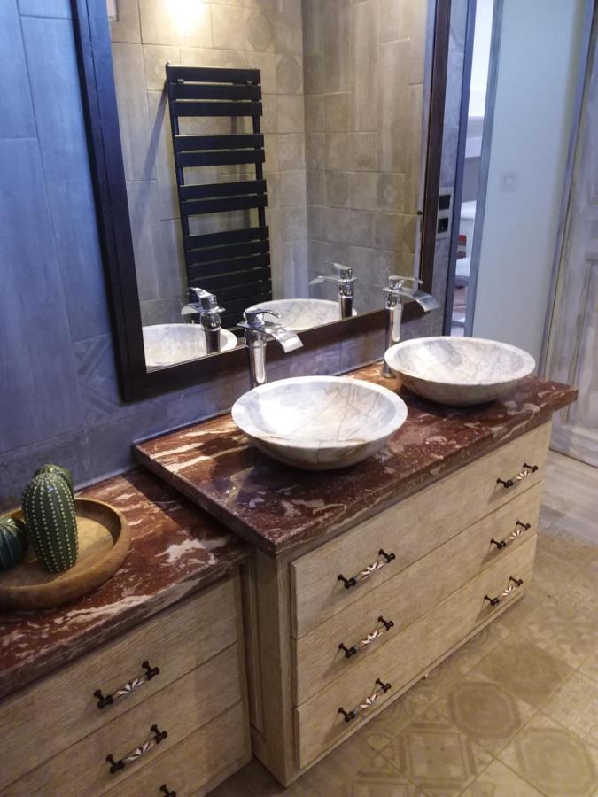 Chambre Pour 2 Personnes Avec Salle De Bain Privee 툴브스 외부 사진
