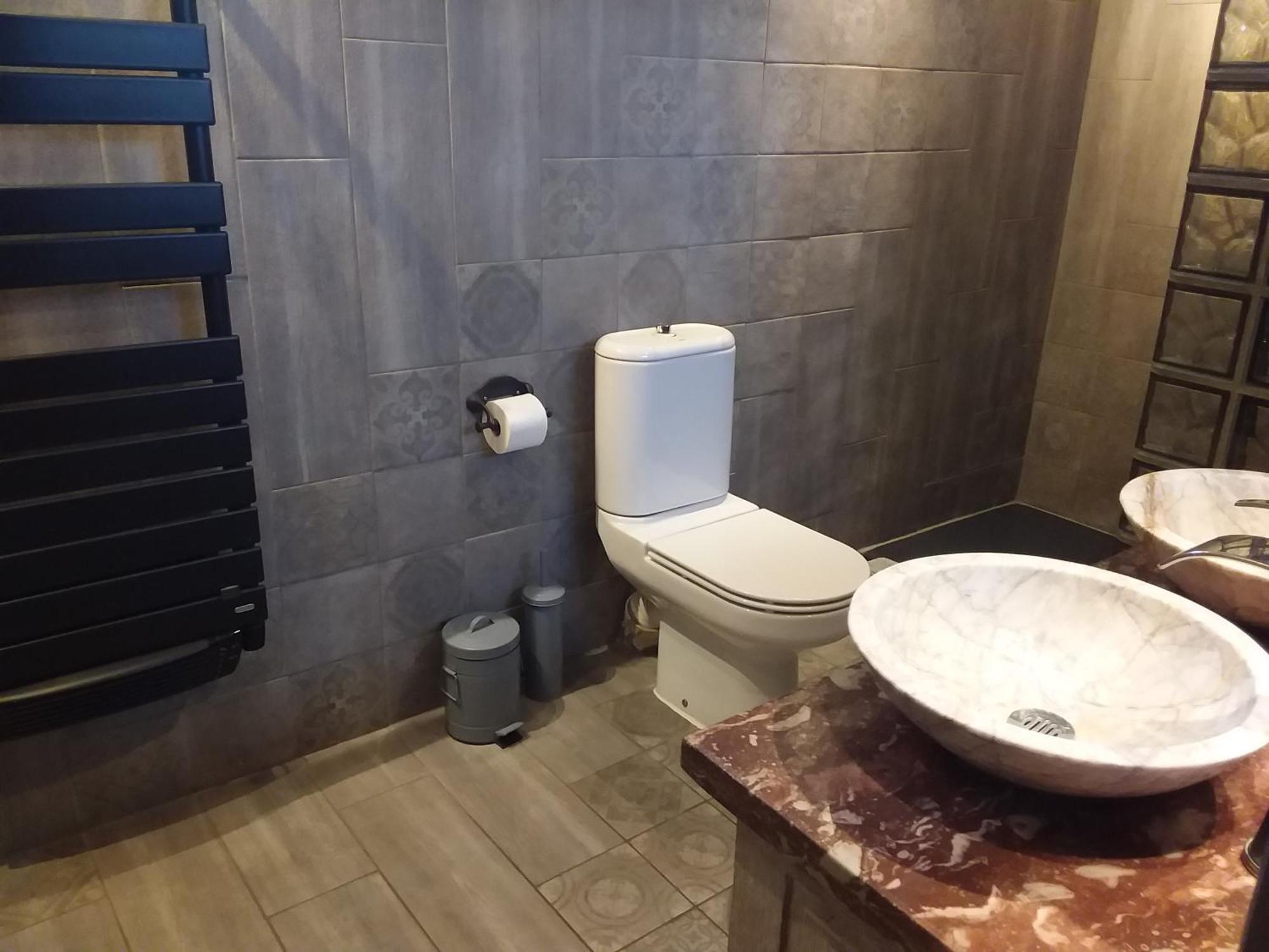 Chambre Pour 2 Personnes Avec Salle De Bain Privee 툴브스 외부 사진